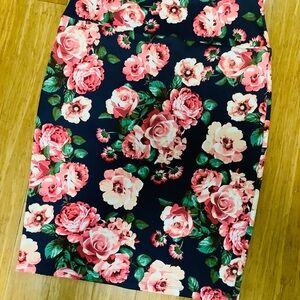 Elegant Rose Print Women's Pencil Skirt